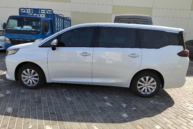 Private Transfer In Dubai - Finding Your Driver in the Arrival Hall