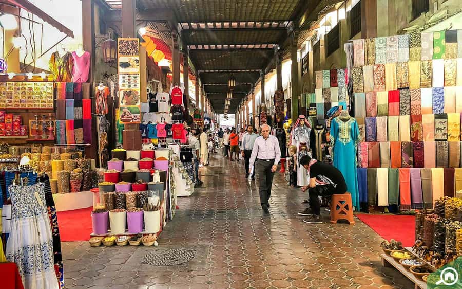 Private Walking Tour in Dubai / Old Dubai Tour - Gold Souk and Dubai’s Trading Story