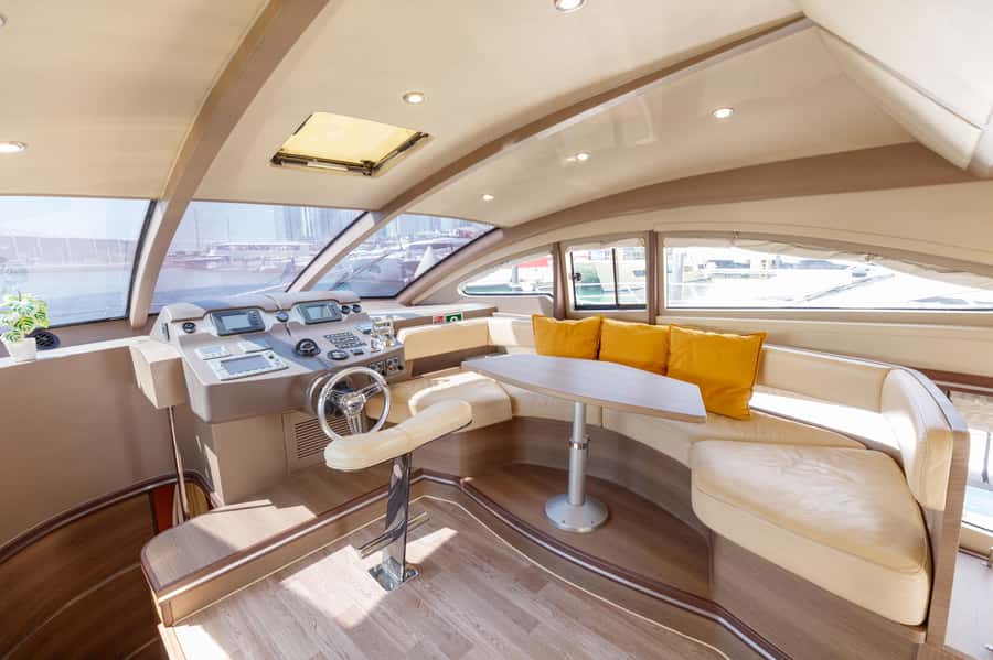 Private Yacht Cruising Rental from Dubai Marina - What the crew service adds