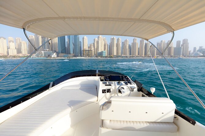 Private Yacht Cruising Rental from Dubai Marina - Why the private format matters