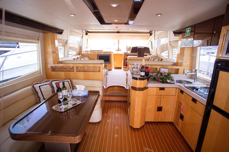 Private Yacht Dubai: 56ft - Why a private yacht makes sense in Dubai