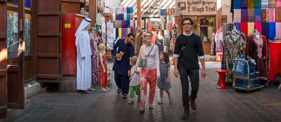 Ras Al Khaimah: Dubai Private Day Trip with Hotel Pickup - A long road to Dubai, with the city’s highlights in reach