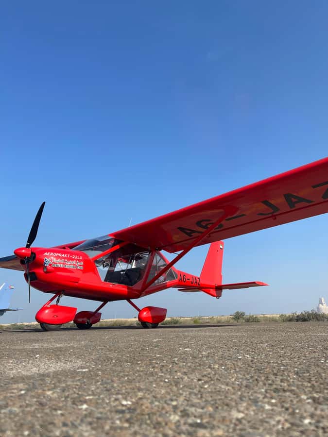 Ras Al Khaimah: Scenic Microlight Adventure Over Desert - Who should book this flight?
