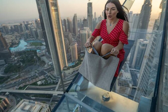 Sky Views Dubai with Options - The glass slide between floors 53 and 52