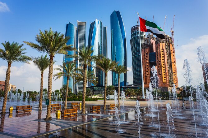 Small Group Abu Dhabi City and Sightseeing Tour From Dubai - The vehicle and group size affect your comfort