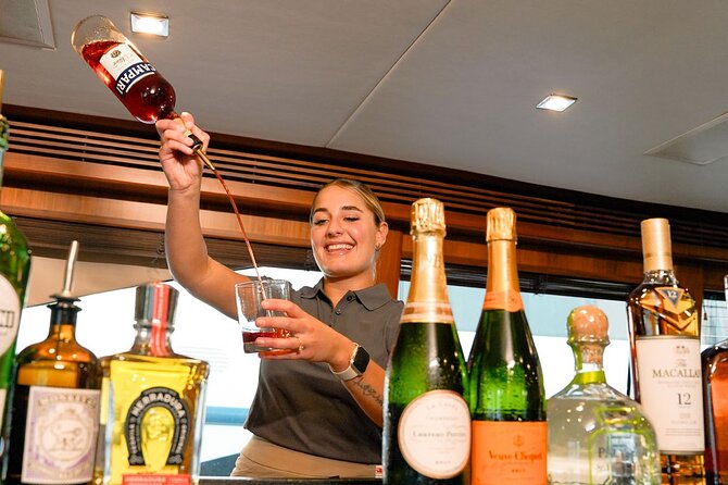 Sunseeker Superyacht: VIP Dining, Premium Drinks & Music - Dubai Harbour to Jumeirah Beach Residence