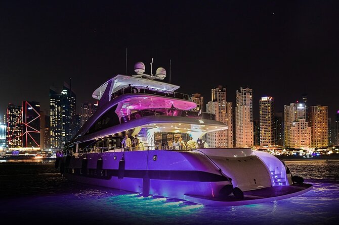 Superyacht Experience in Dubai with Dinner and Live Music - Boarding at Dubai Harbour at 9pm