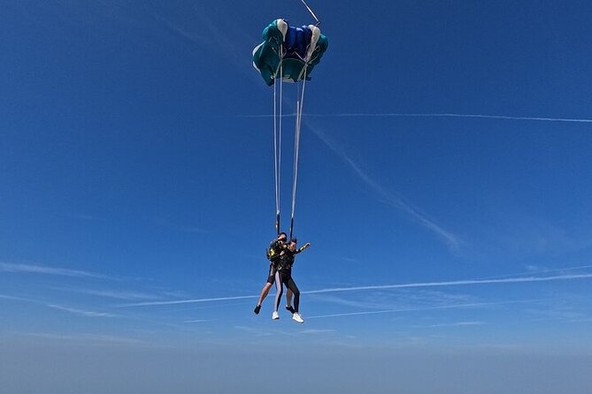 Tandem Skydive experience in Dubai - What the $745 price really covers
