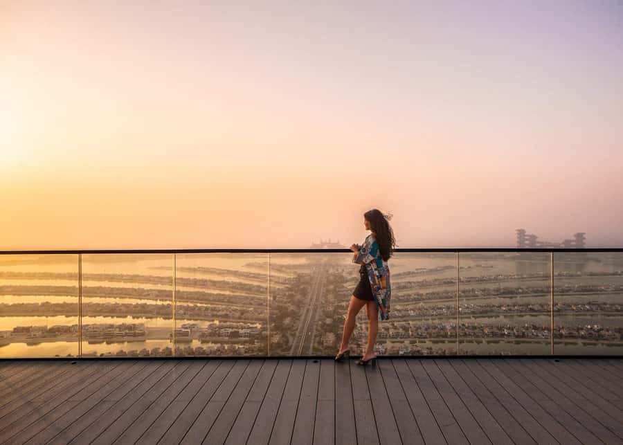 The View Fast Track with an Italian Lunch at Signor Sassi - The View’s main reward: reading Palm Jumeirah from above