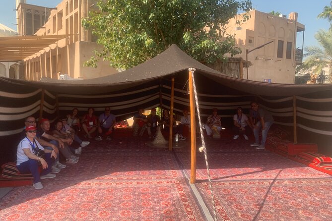 TRADITIONAL AND MODERN DUBAI,Discovering the past and the future - Gold Souk and Spice Souk