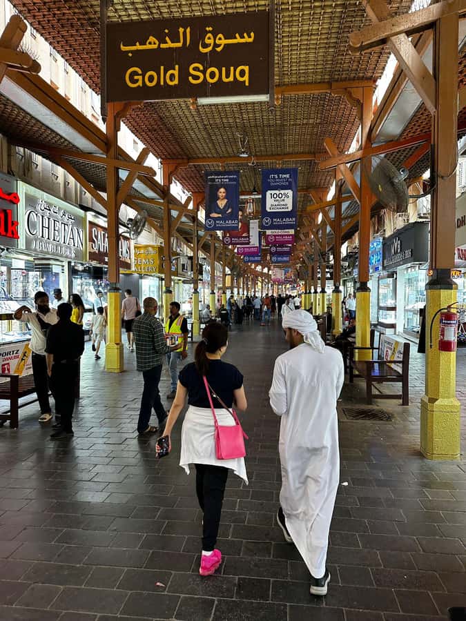 Walking Tour in Dubai. Souks, museums, Local Food Testing - Why This Three-Hour Walk Works
